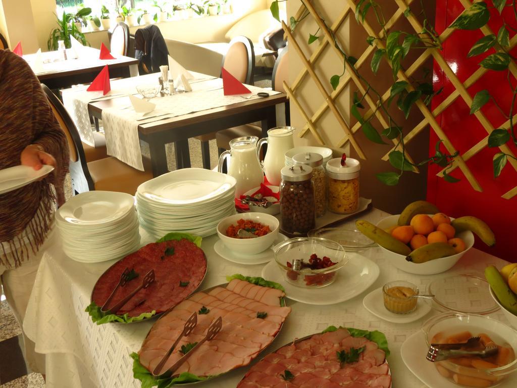 Hotel Crisalpin Poiana Brasov Eksteriør billede