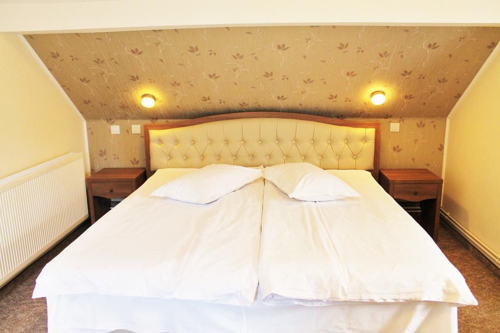 Hotel Crisalpin Poiana Brasov Eksteriør billede
