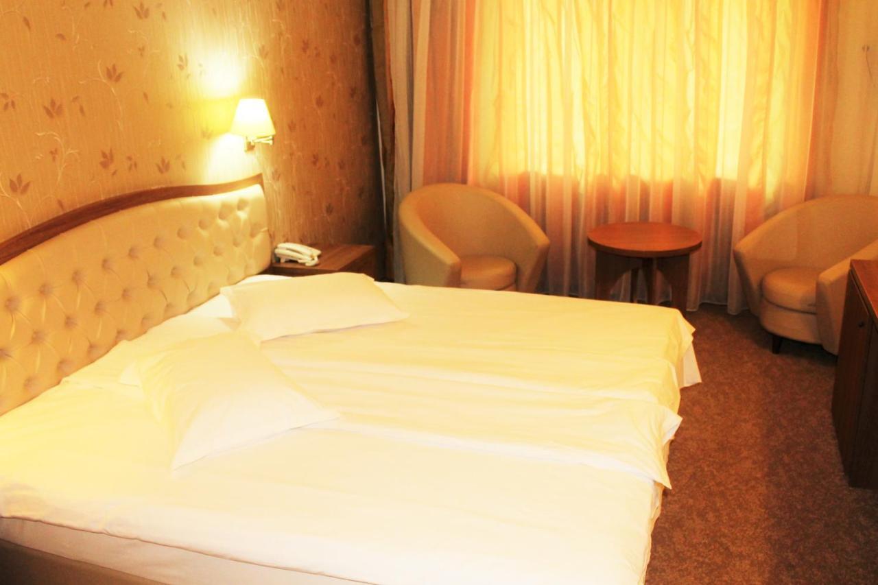 Hotel Crisalpin Poiana Brasov Eksteriør billede